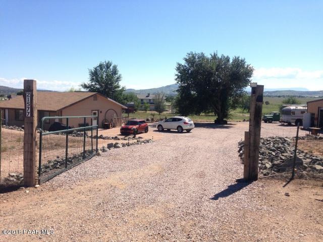 21577 N Aalco Ln, Paulden, AZ 86334 - photo 1