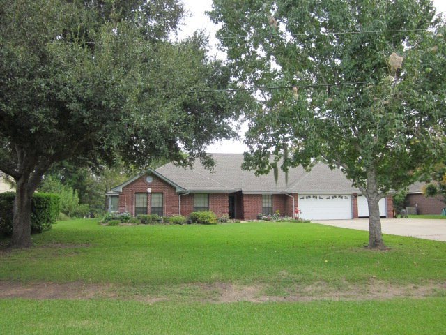 252 Cr 461a, Brazoria, TX 77422 - photo 1
