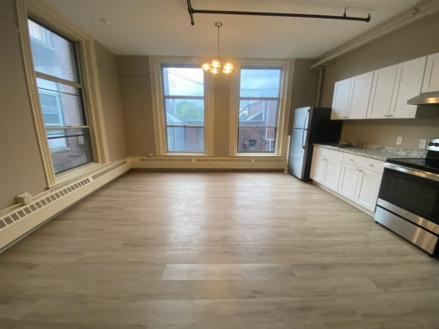 1 Pleasant St unit 206, Claremont, NH 03743 - photo 1