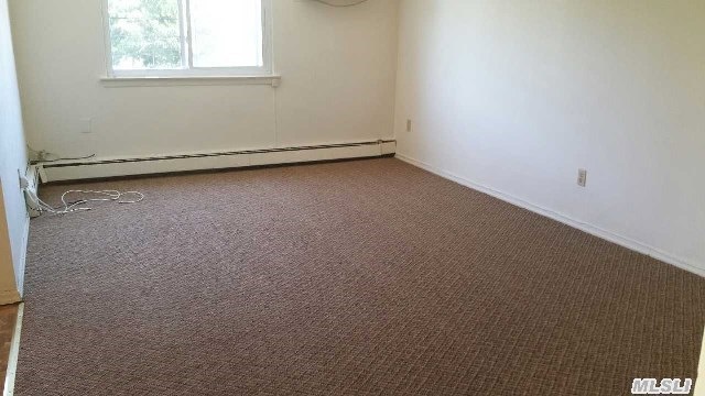 224-07 Braddock Ave unit 3, Jamaica, NY 11428 - photo 1