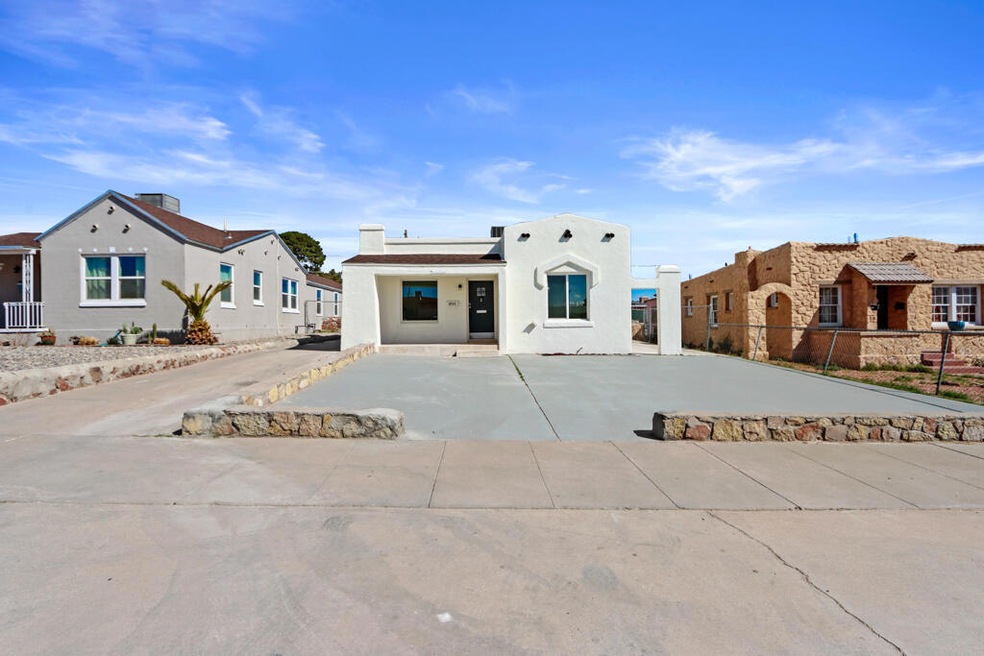 3711 Fort Blvd, El Paso, TX 79930 - photo 1