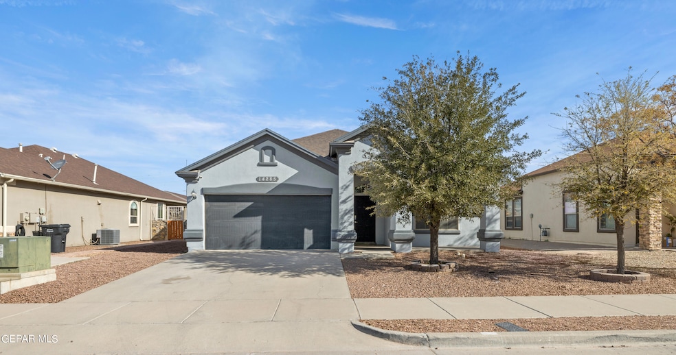 14285 Desert Sky Dr, Horizon City, TX 79928 - photo 1