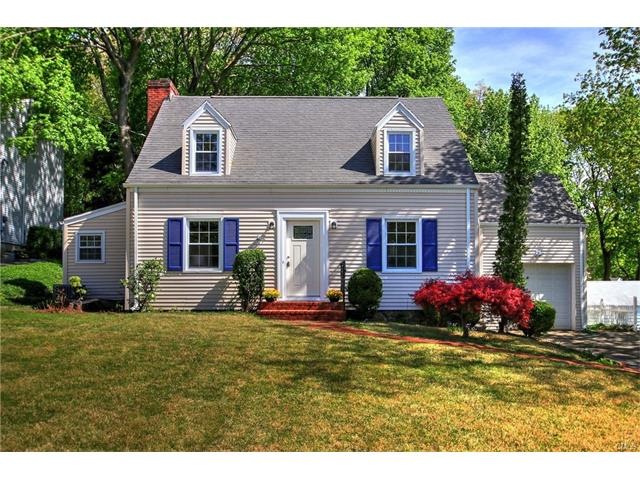 Adorable total remodeled cape in Trumbull!