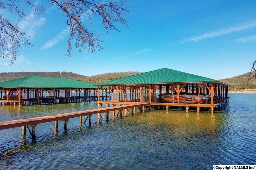 280 Mitchell Hollow Rd, Grant, AL 35747 - photo 1