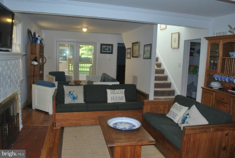 28 Upshur Ave, Annapolis, MD 21403 - photo 1