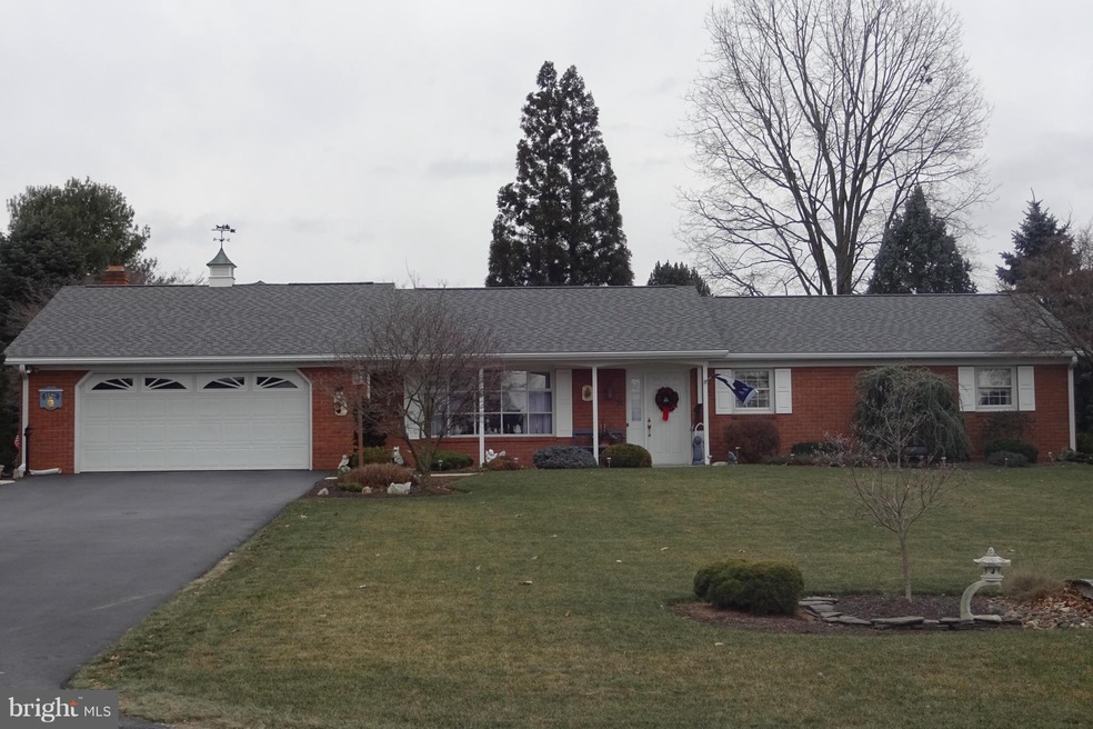 2280 Scotland Rd, Chambersburg, PA 17201 - photo 1
