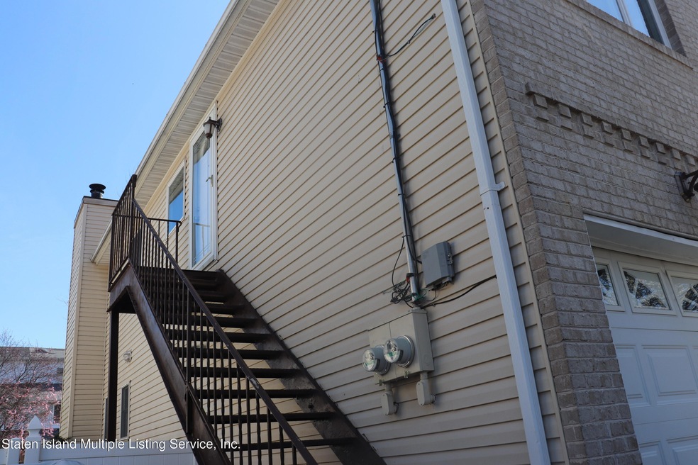 37 Fabian St, Staten Island, NY 10312 - photo 1