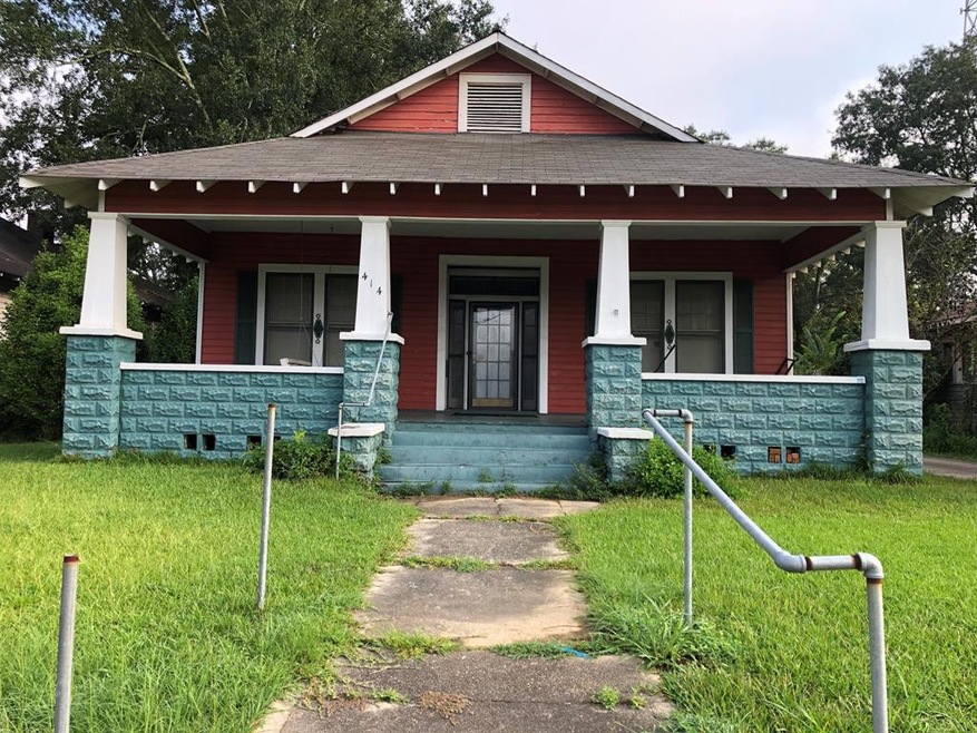 414 W Michigan Ave, McComb, MS 39648 - photo 1