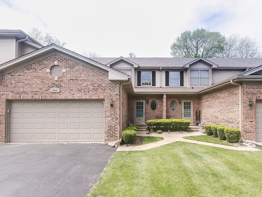 3944 Balmoral Ct, Rolling Meadows, IL 60008 - photo 1