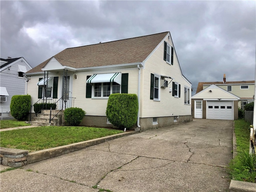 118 Dawson St, Pawtucket, RI 02861 - photo 1