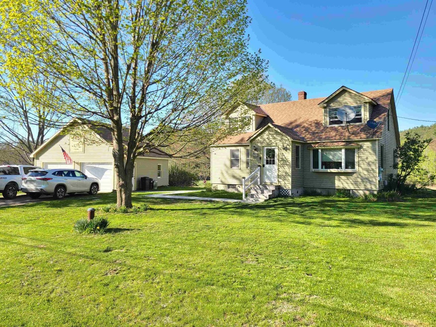 511 Valley Rd, Walpole, NH 03608 - photo 1