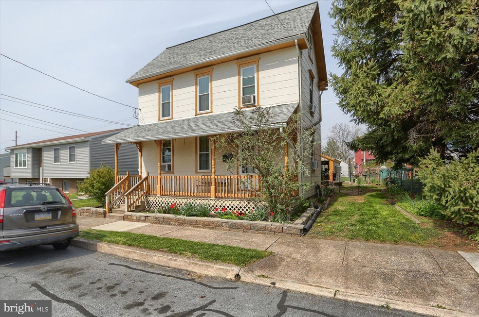 21 State St, Middletown, PA 17057 - photo 1
