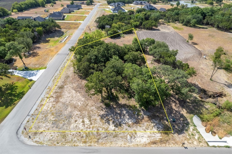 500 Lydia Ln, Granbury, TX 76049 - photo 1