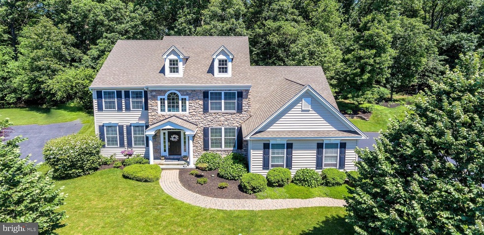 133 N Sidesaddle Ln, Coatesville, PA 19320 - photo 1