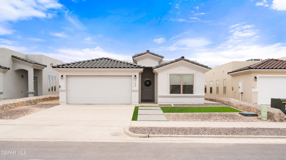 For Rent $1,800/month