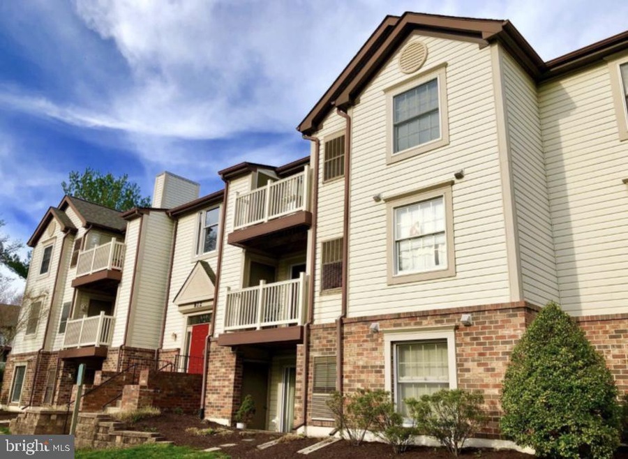 809 Stratford Way unit F, Frederick, MD 21701 - photo 1