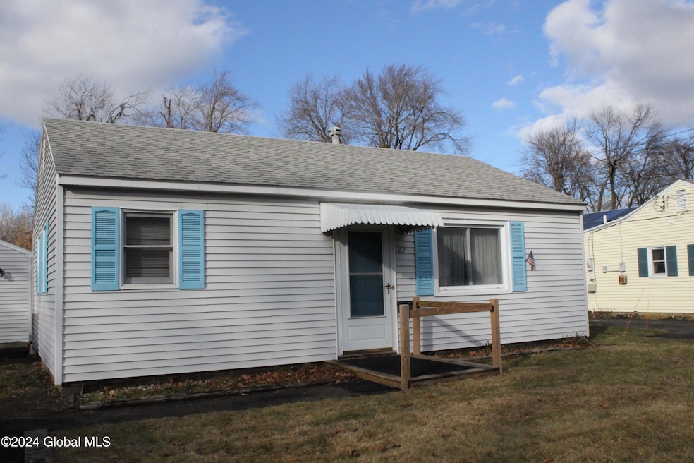 67 Miracle Ln, Albany, NY 12211 - photo 1