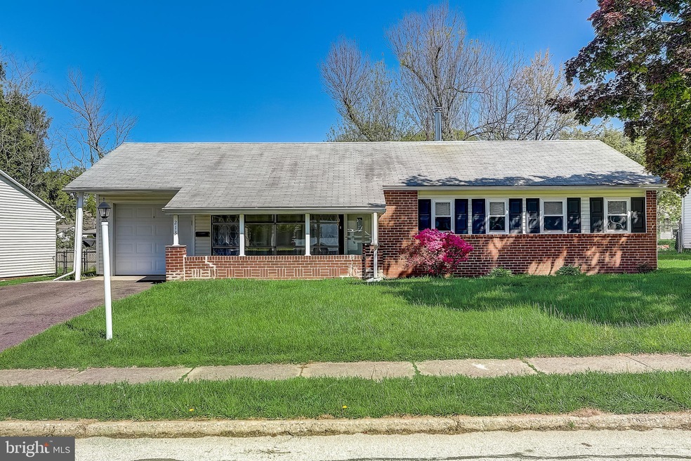 213 Orchard Ln, Norristown, PA 19401 - photo 1