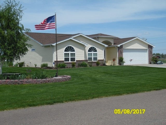 4117 Janice Ct, North Platte, NE 69101 - photo 1