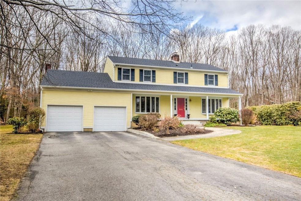 334 Varnum Dr, East Greenwich, RI 02818 - photo 1