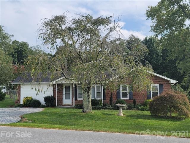 129 Francis Rd, Hendersonville, NC 28792 - photo 1