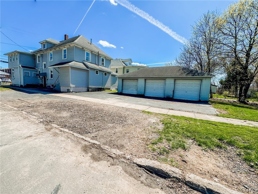 67 Columbus St, Auburn, NY 13021 - photo 1