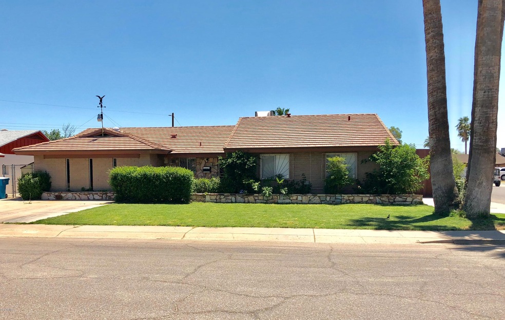 4127 W Puget Ave, Phoenix, AZ 85051 - photo 1