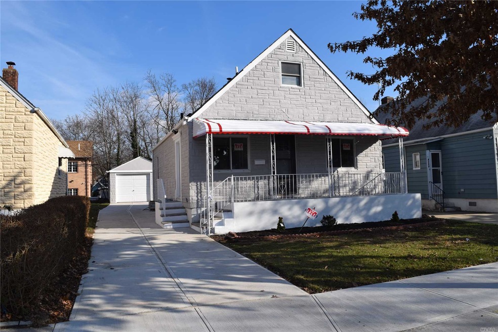 8135 250th St, Bellerose, NY 11426 - photo 1