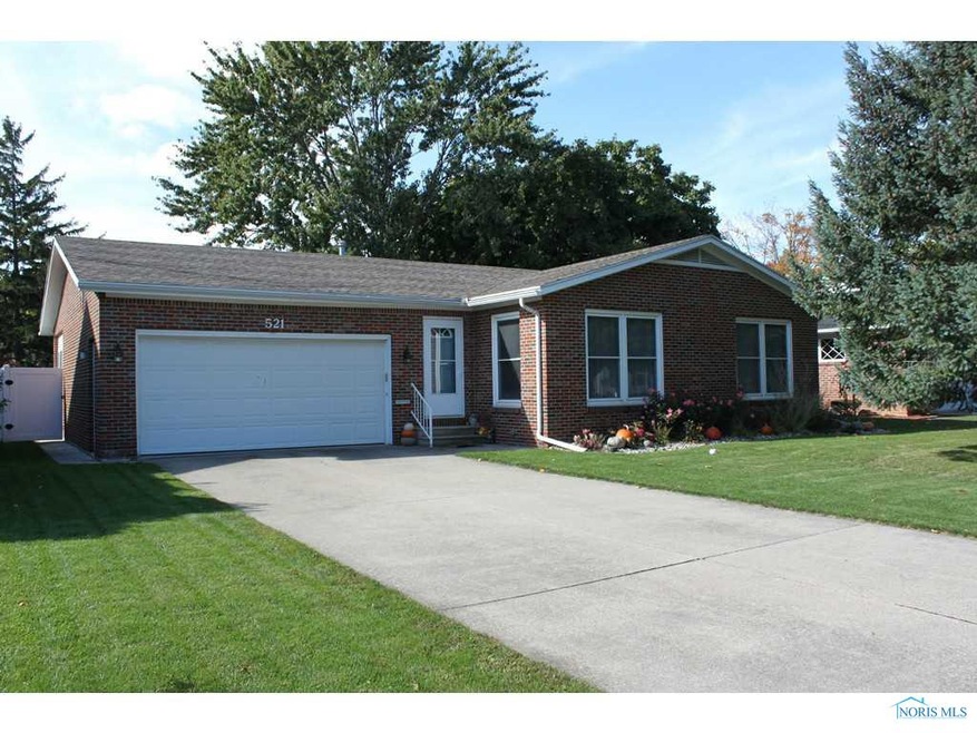 521 W College Ave, Woodville, OH 43469 - photo 1