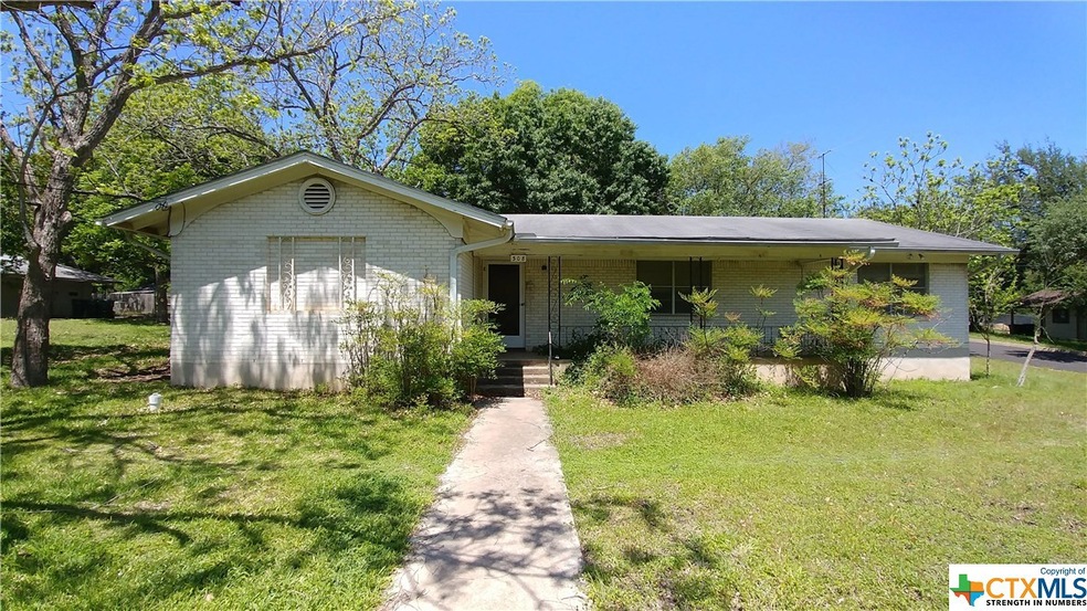 308 Yale St, San Marcos, TX 78666 - photo 1