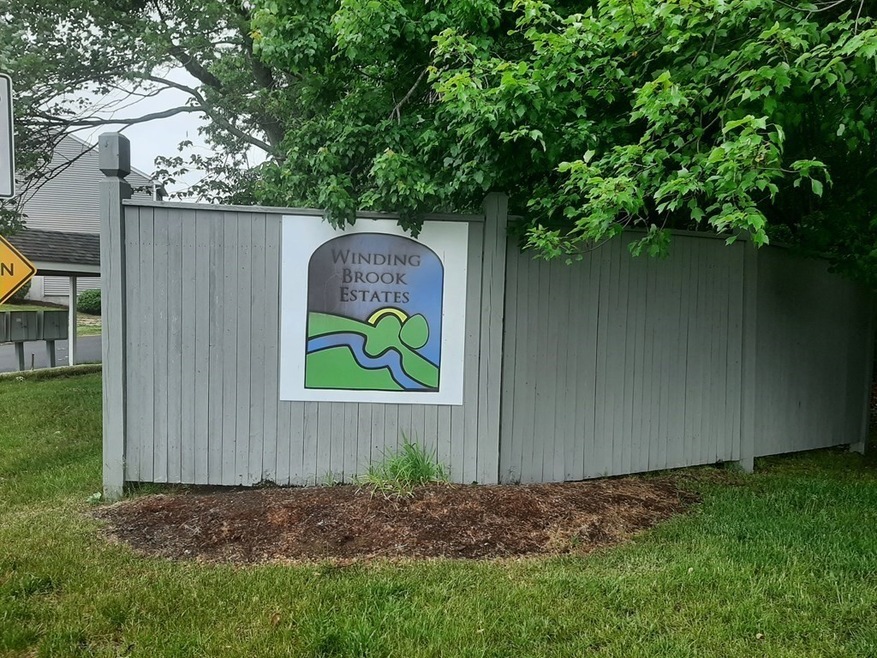 74 Tennis Plaza Rd unit 26, Dracut, MA 01826 - photo 1