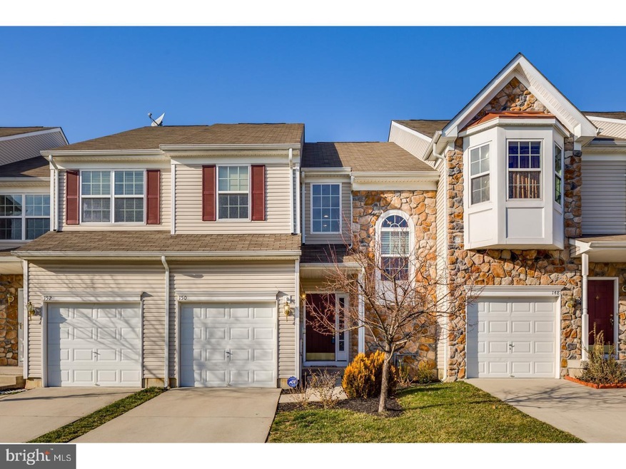 150 Chancellor Dr, Woodbury, NJ 08096 - photo 1