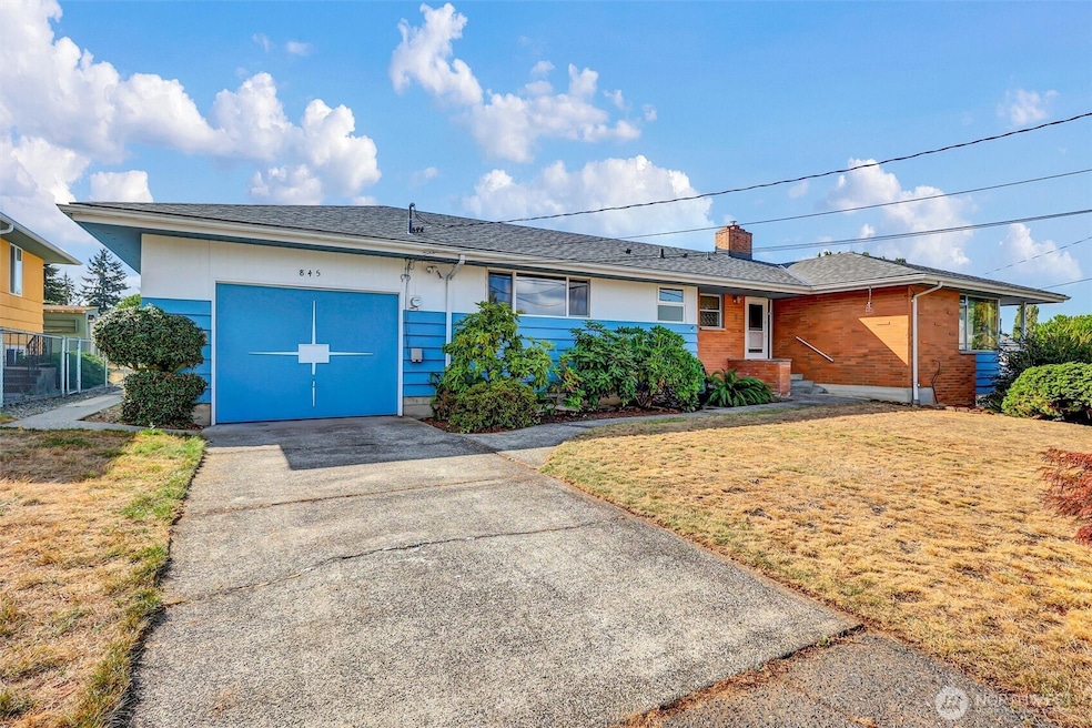 Pending $780,000 • Co-Listing Agent