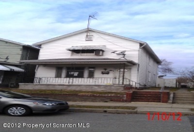 256 E Broad St, Nanticoke, PA 18634 - photo 1