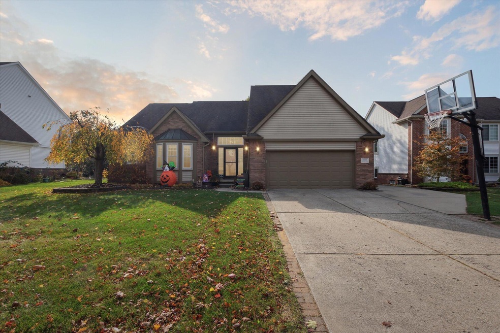 01-2835-Pheasant-Run-E-Dr-Wixom-MI-48393