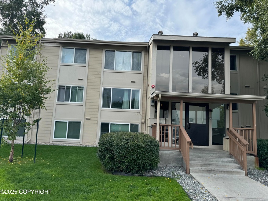 3100 Ward Place unit 7, Anchorage, AK 99517 - photo 1