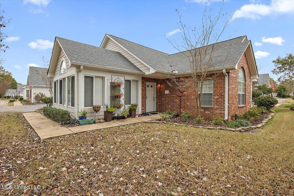 1114 Gerrits Landing, Brandon, MS 39047 - photo 1