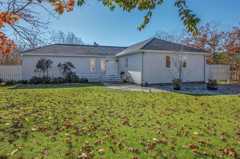 60 Waldron Bottom Rd, Vineyard Haven, MA 02568 - photo 1