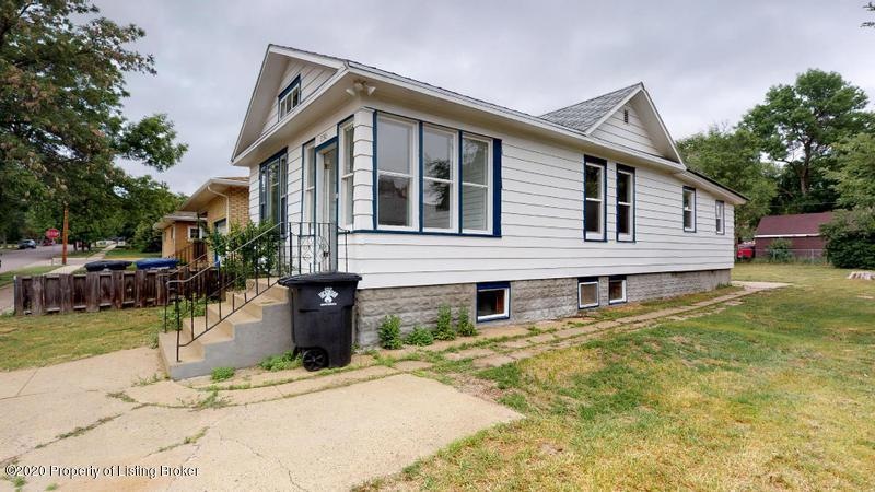 230-5th-Ave-W-06202019_083338 (3)
