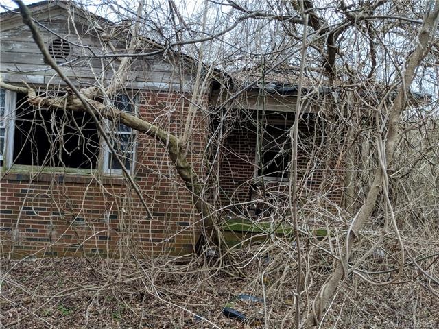 130 Twin Oaks Rd, Statesville, NC 28625 - photo 1