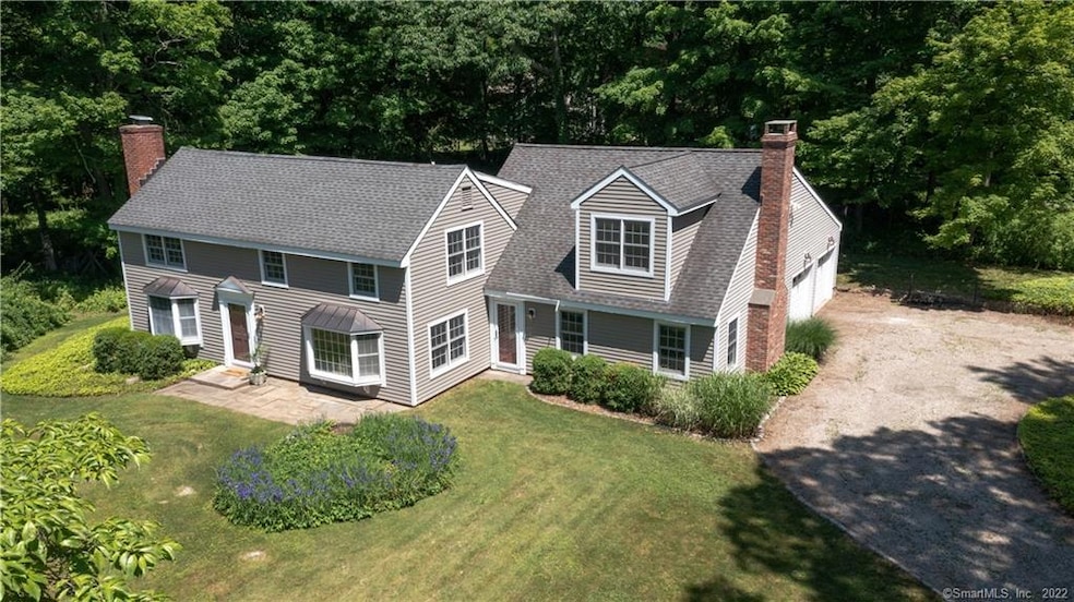 3 Saunders Ln, Ridgefield, CT 06877 - photo 1