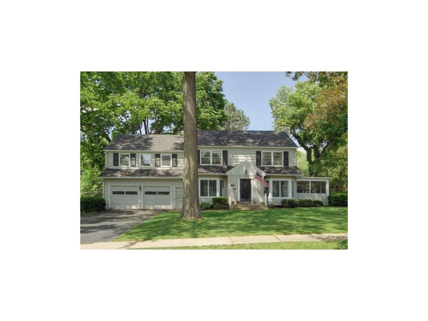 Traditional true 2-story with 4 bedrooms and 3 and