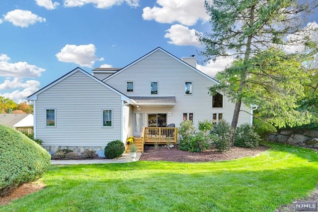 52 Fowler Dr, West Orange, NJ 07052 - photo 1