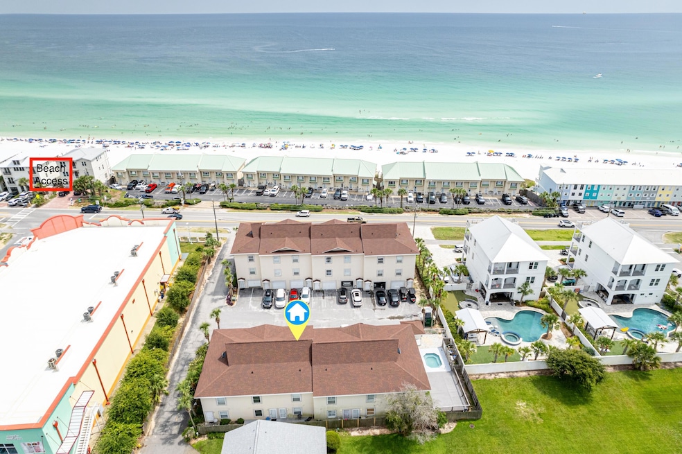 Royal Seaesta with Beach access