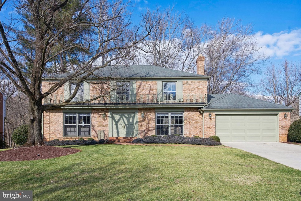 12833 Huntsman Way, Potomac, MD 20854 - photo 1