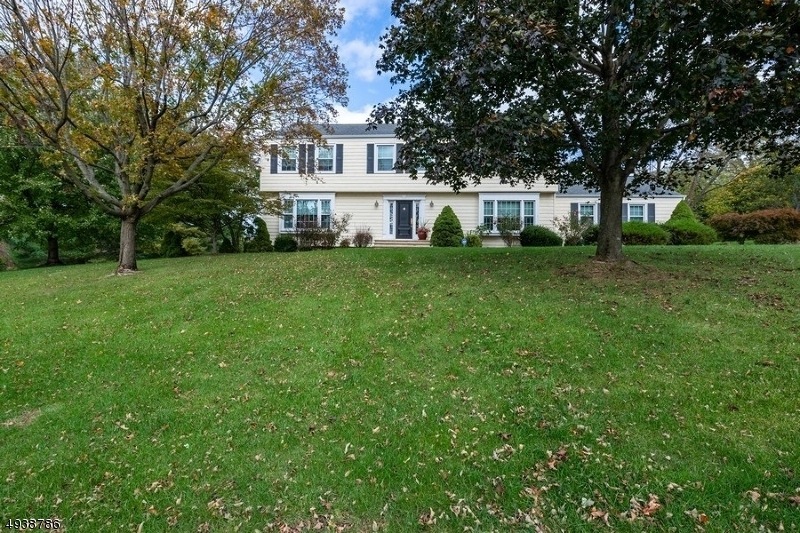 15 Fenview Rd, Gillette, NJ 07933 - photo 1