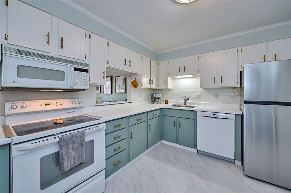 Sold $385,000 • Co-Listing Agent