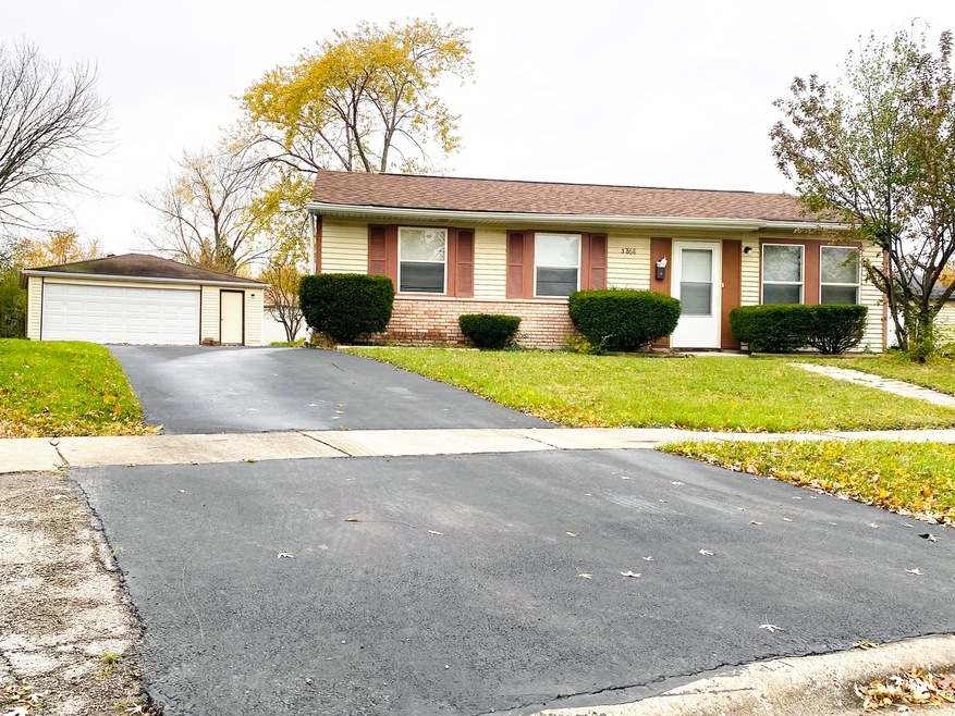 3868 Holly Ct, Country Club Hills, IL 60478 - photo 1