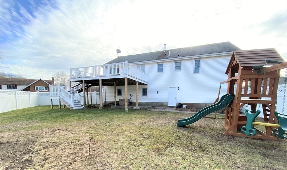 123 Chestnut Cir, Randolph, MA 02368 - photo 1