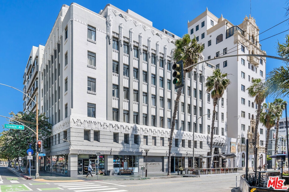 The Lafayette unit 343, Long Beach, CA 90802 - photo 1